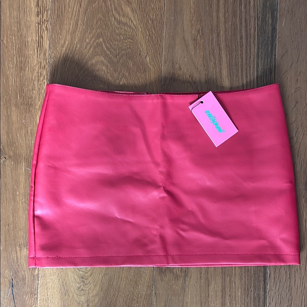 Edikted Women's Noa Low-Rise Faux Leather Miniskirt